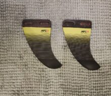 1000044572